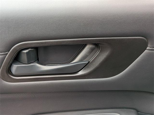 new 2025 Nissan Pathfinder car, priced at $40,475