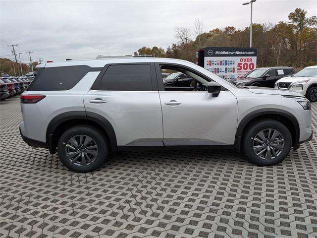 new 2025 Nissan Pathfinder car, priced at $40,475