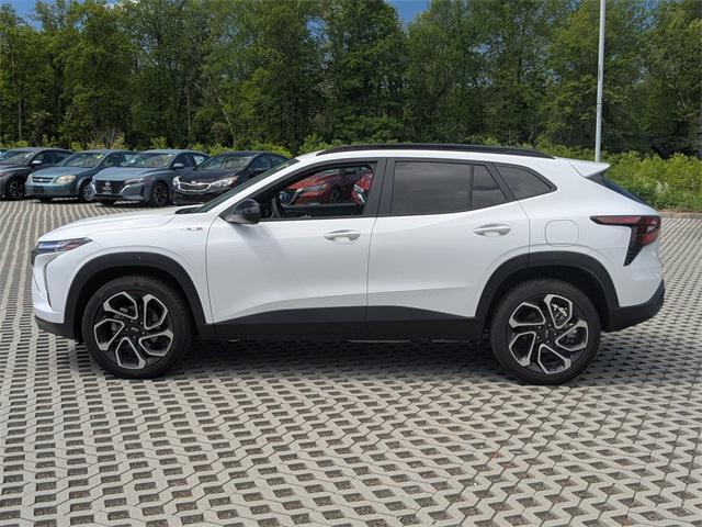 used 2024 Chevrolet Trax car, priced at $22,990