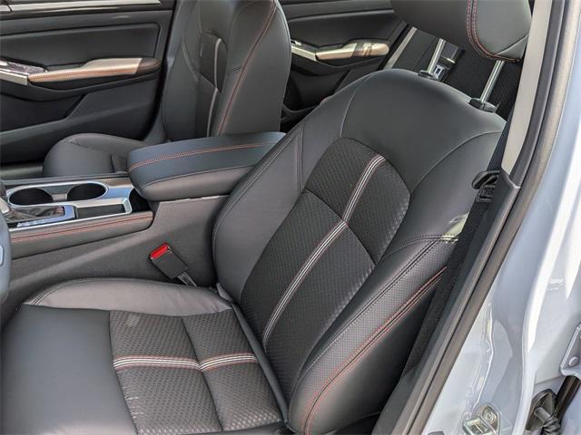 new 2025 Nissan Altima car