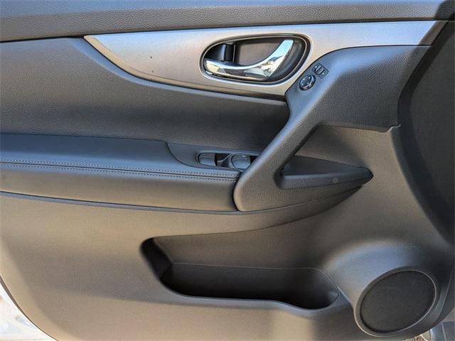 used 2016 Nissan Rogue car, priced at $10,000