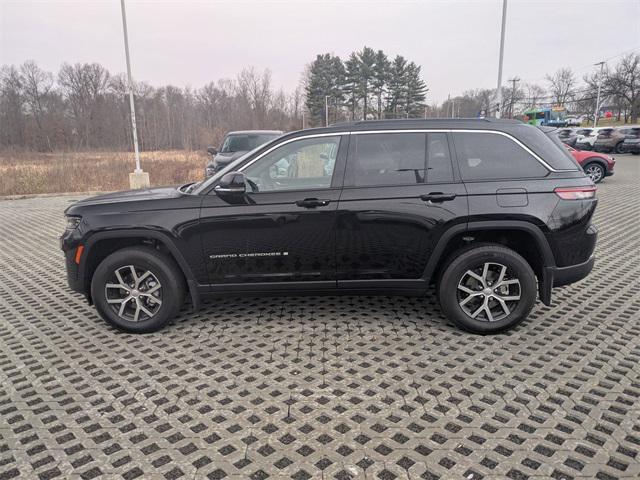 used 2024 Jeep Grand Cherokee car, priced at $43,500