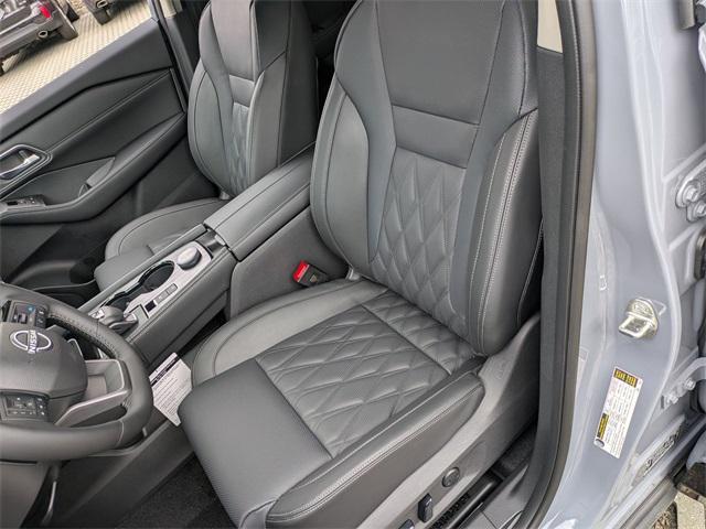 new 2025 Nissan Rogue car