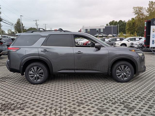 new 2025 Nissan Pathfinder car, priced at $43,890