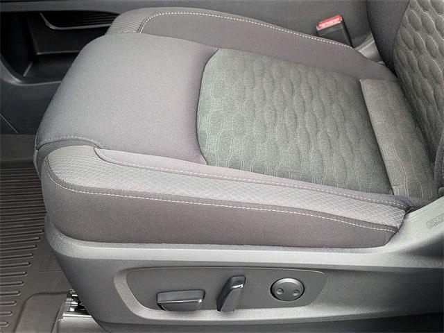 new 2025 Nissan Pathfinder car, priced at $43,890