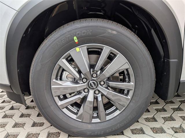 new 2025 Nissan Pathfinder car, priced at $40,475