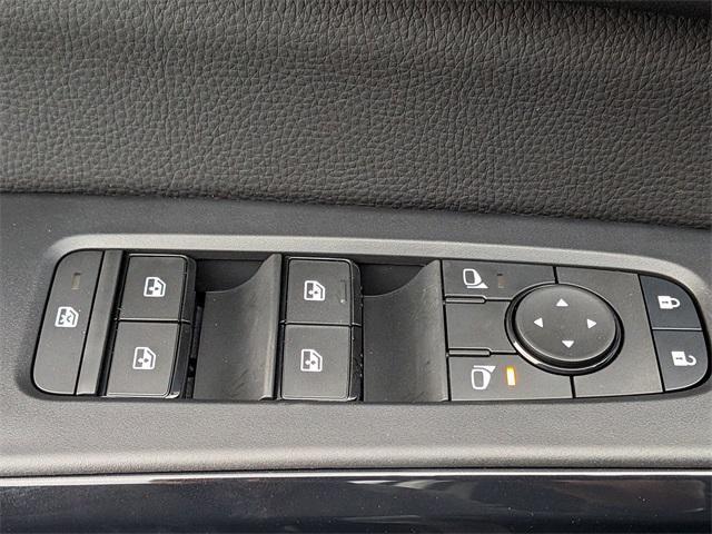 new 2025 Nissan Pathfinder car, priced at $40,475