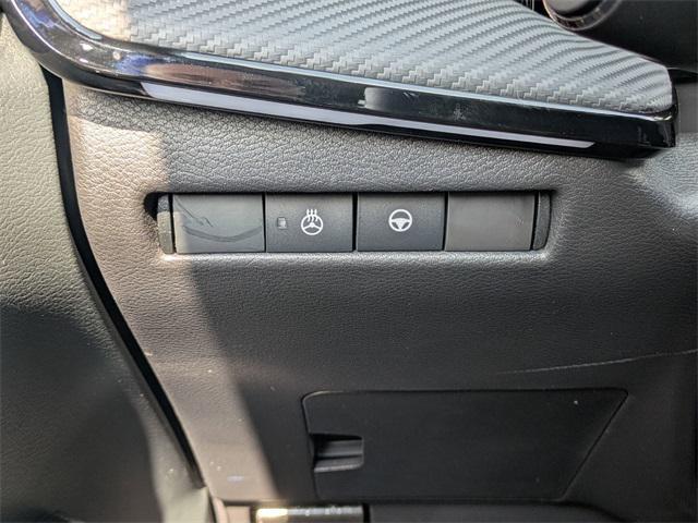 new 2025 Nissan Kicks car, priced at $31,480