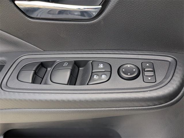 new 2025 Nissan Versa car