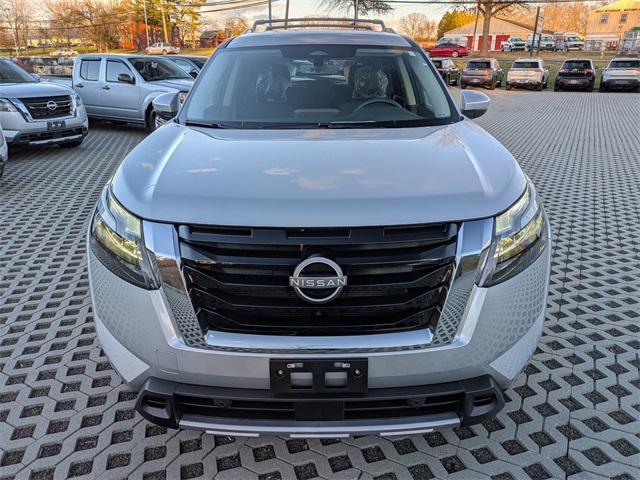 new 2025 Nissan Pathfinder car