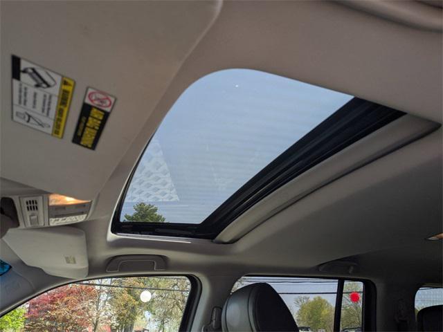used 2012 Honda Pilot car, priced at $6,000