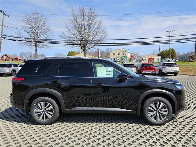 new 2025 Nissan Pathfinder car, priced at $47,570