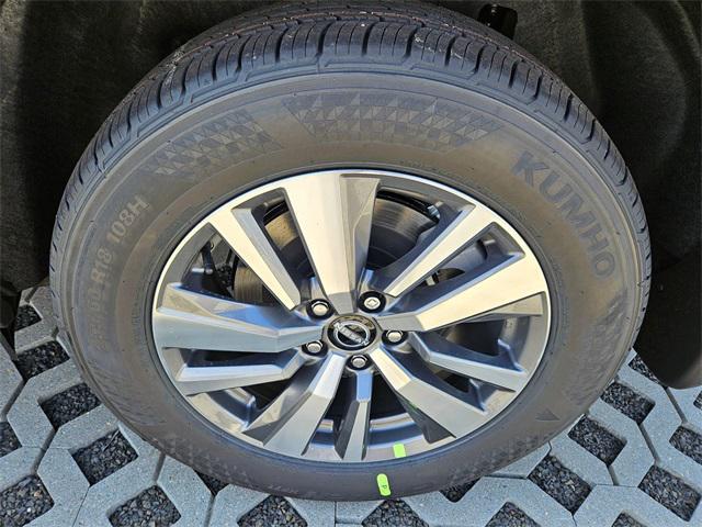 new 2025 Nissan Pathfinder car, priced at $47,570