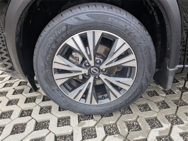 used 2023 Nissan Rogue car, priced at $24,000