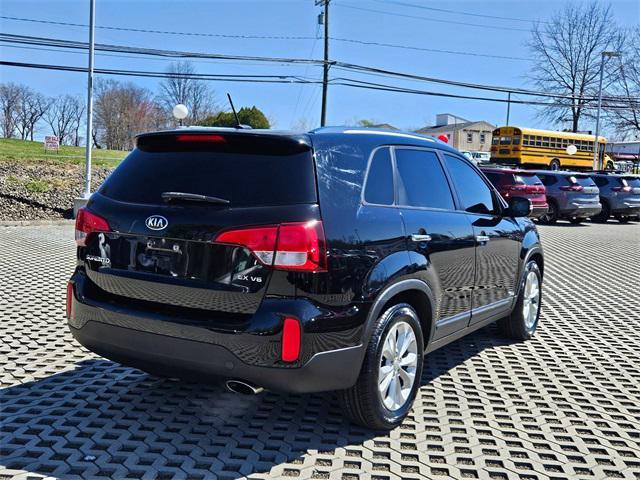 used 2015 Kia Sorento car, priced at $9,000