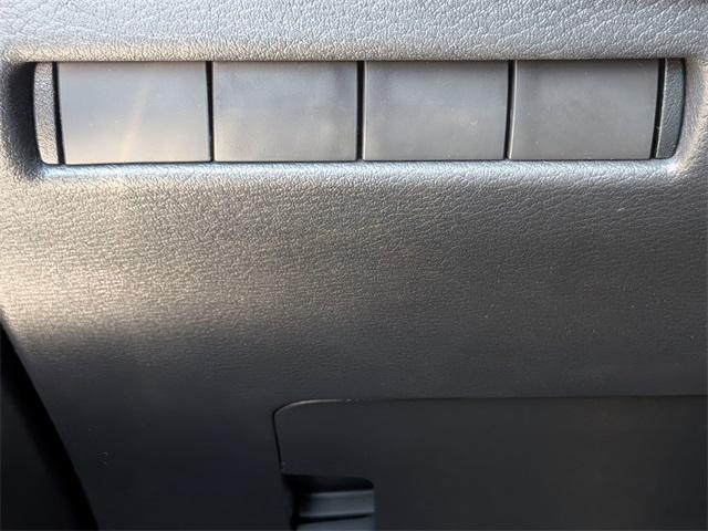 new 2025 Nissan Kicks car