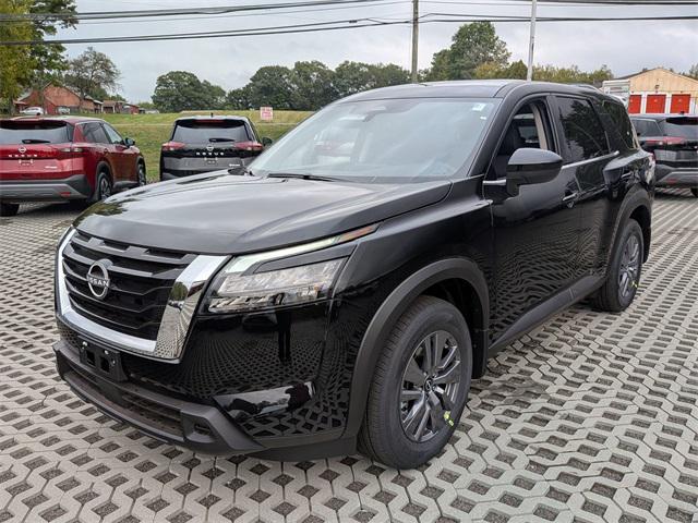 new 2025 Nissan Pathfinder car, priced at $40,475