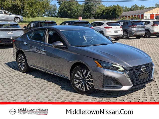 used 2023 Nissan Altima car, priced at $20,900