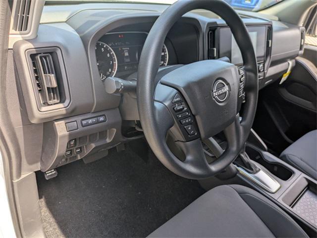 new 2025 Nissan Frontier car