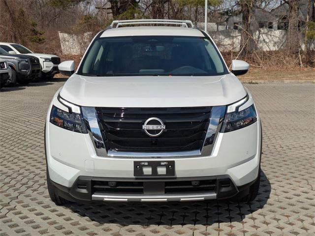 new 2025 Nissan Pathfinder car, priced at $48,070