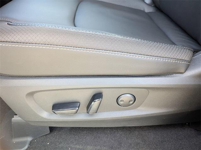 new 2025 Nissan Pathfinder car, priced at $48,070