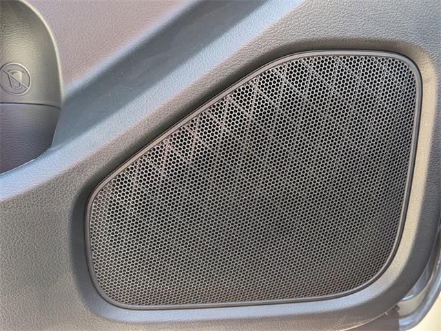 new 2025 Nissan Frontier car