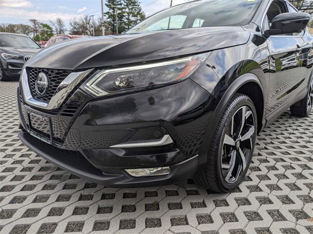 used 2022 Nissan Rogue Sport car, priced at $27,250