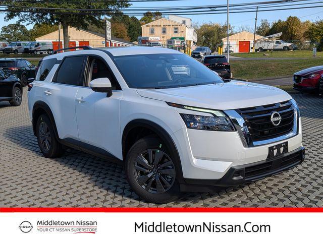 new 2025 Nissan Pathfinder car, priced at $44,005