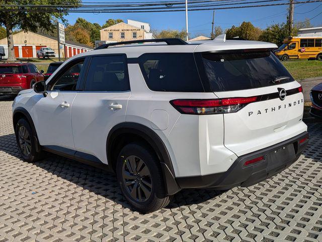 new 2025 Nissan Pathfinder car, priced at $44,005