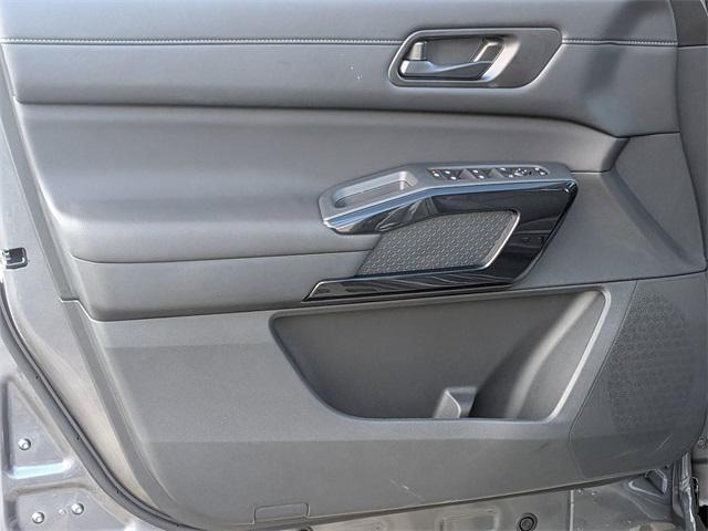 new 2025 Nissan Pathfinder car, priced at $43,890