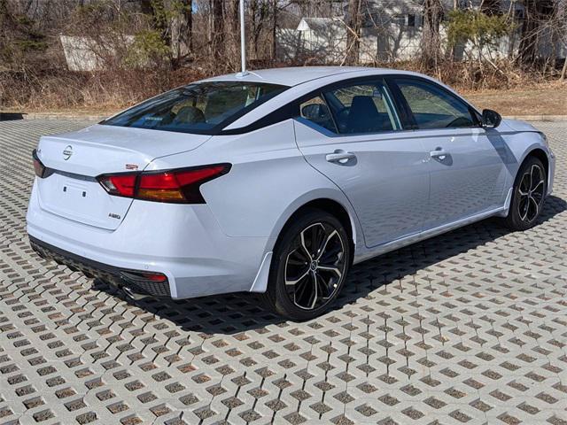 new 2025 Nissan Altima car, priced at $32,800