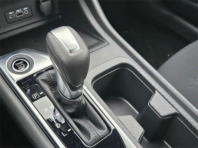new 2025 Nissan Sentra car, priced at $24,125