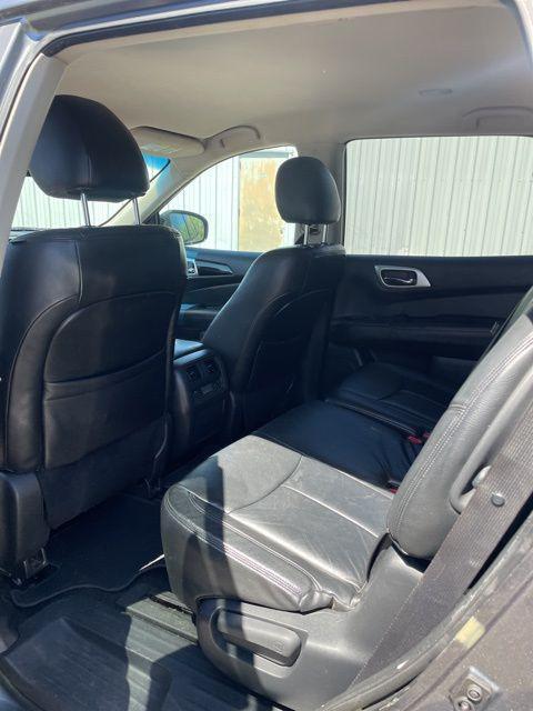 used 2015 Nissan Pathfinder car, priced at $5,737