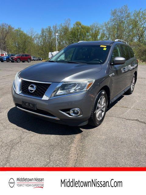 used 2015 Nissan Pathfinder car, priced at $5,737