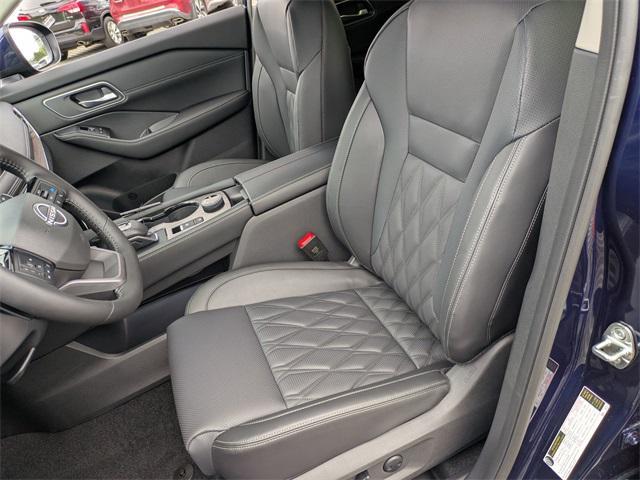 new 2025 Nissan Rogue car, priced at $46,575
