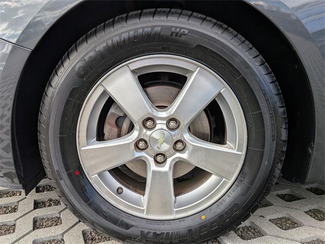 used 2013 Chevrolet Cruze car, priced at $6,800