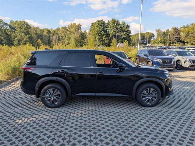 new 2025 Nissan Pathfinder car, priced at $40,360