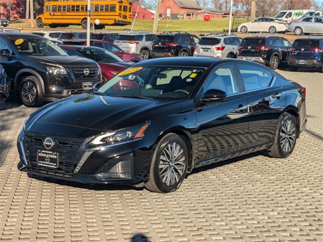 used 2023 Nissan Altima car, priced at $22,900