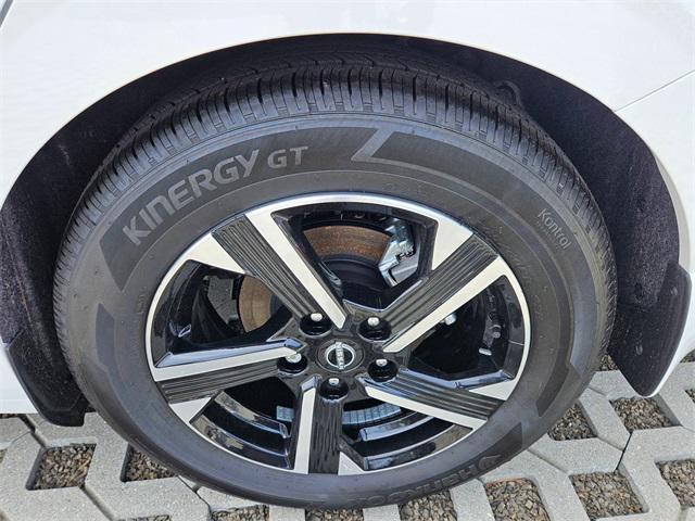 new 2025 Nissan Sentra car, priced at $24,550