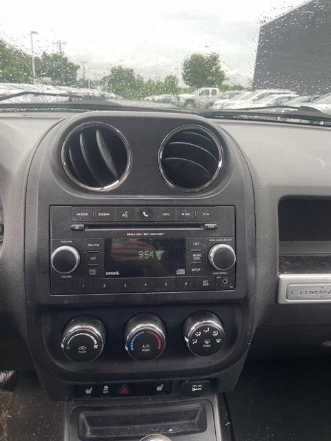 used 2015 Jeep Compass car, priced at $5,000