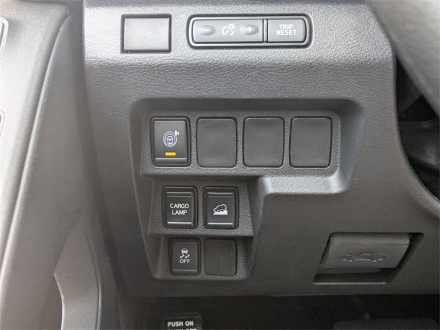 new 2025 Nissan Frontier car