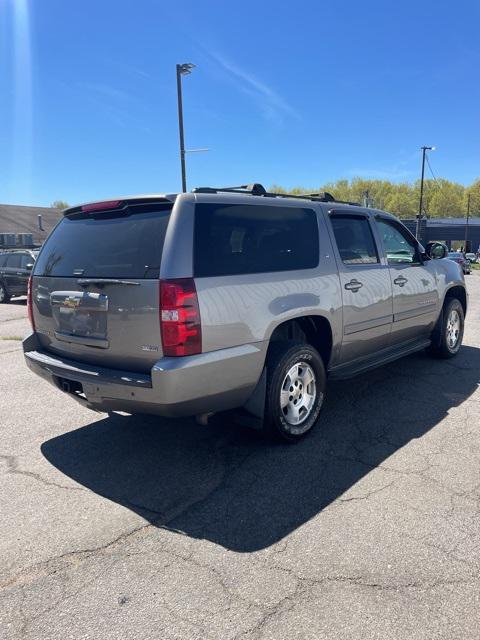 used 2008 Chevrolet Suburban car, priced at $6,500
