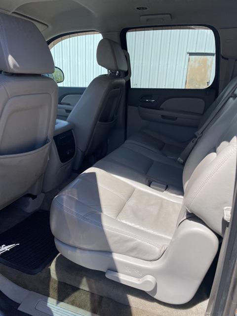 used 2008 Chevrolet Suburban car, priced at $6,500