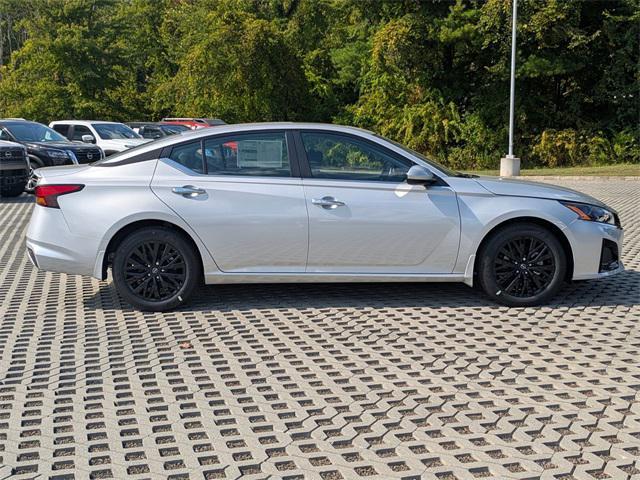 new 2025 Nissan Altima car