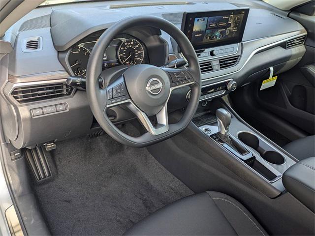 new 2025 Nissan Altima car