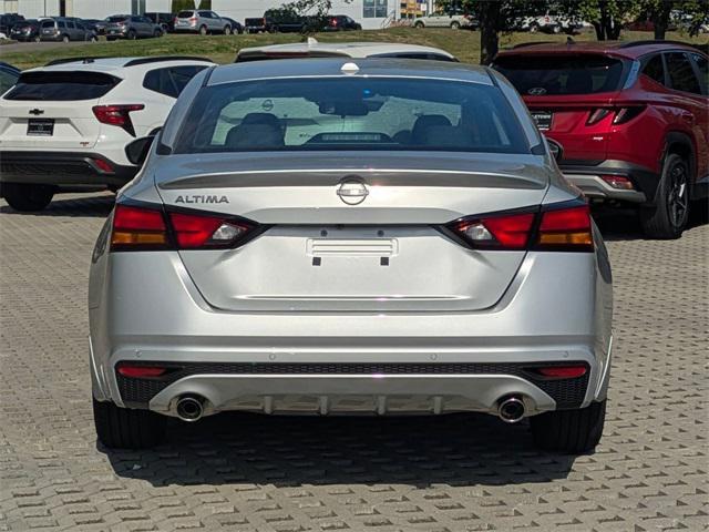 new 2025 Nissan Altima car