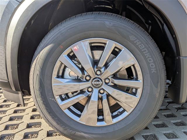 new 2025 Nissan Pathfinder car, priced at $40,475