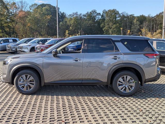 new 2025 Nissan Pathfinder car, priced at $40,475