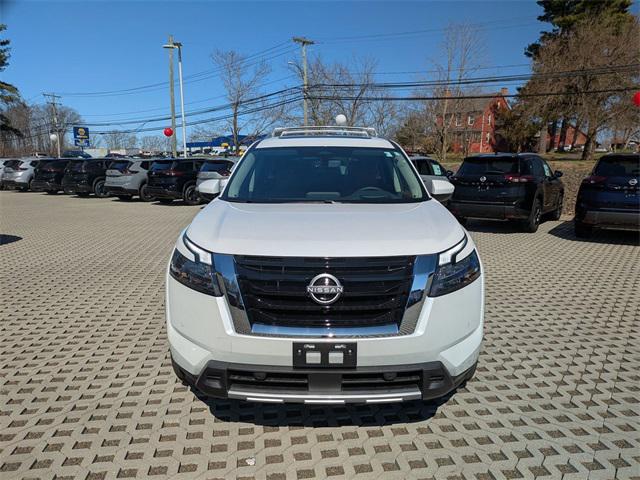 new 2025 Nissan Pathfinder car, priced at $54,990