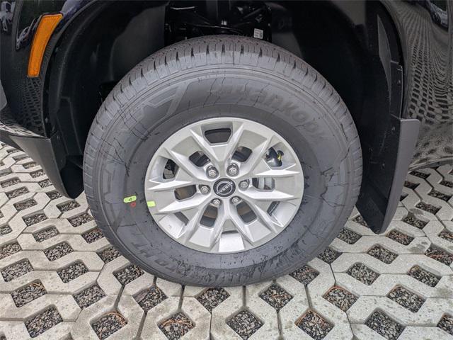 new 2025 Nissan Frontier car